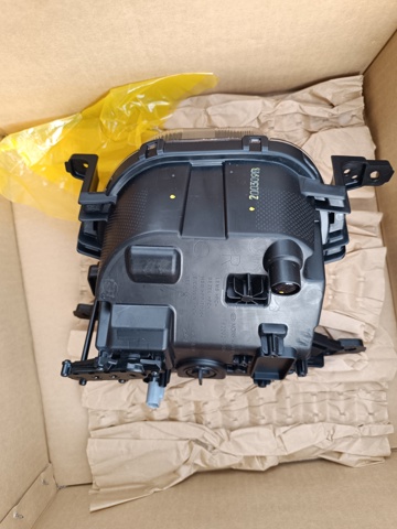 Правая противотуманная фара 92202F1600 HYUNDAI
