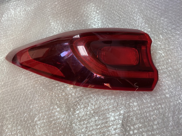 Задняя левая внешняя фара 92401F1500 HYUNDAI