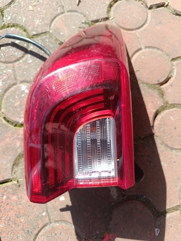 Фонарь задний 92401H8500 HYUNDAI