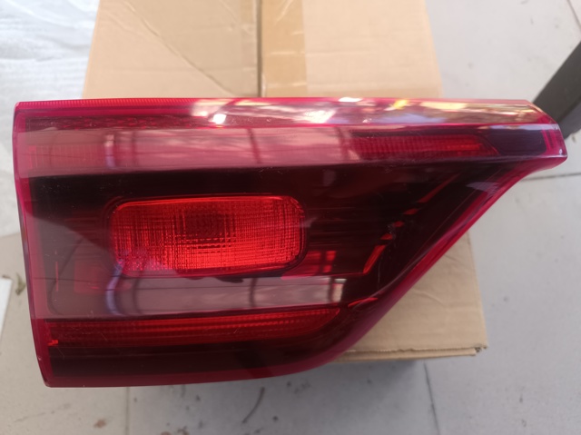 Задняя левая внутренняя фара 92405F1500 HYUNDAI