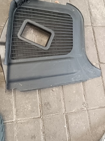 Жабо, левое A1678311200 MERCEDES