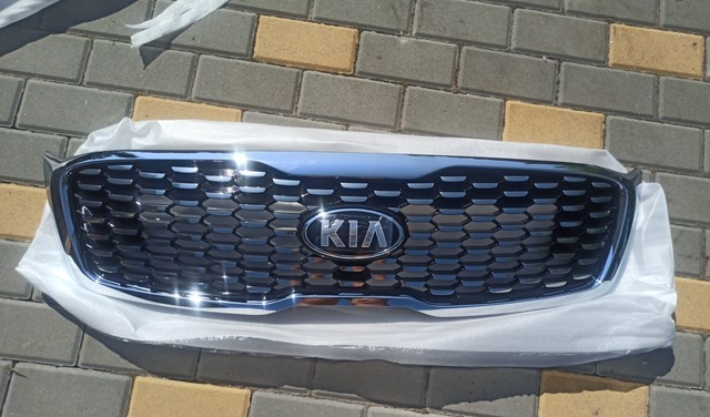 HYUNDAI 86350C5600 Решетка радиатора в наличии Винница