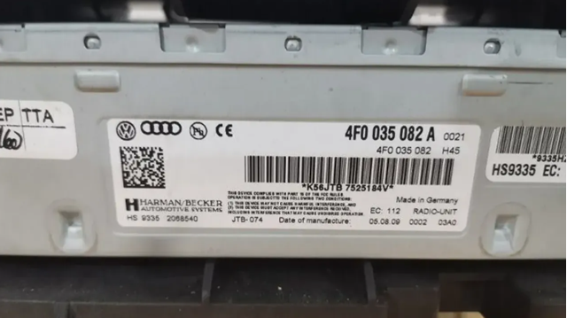 VAG 4F0035082 Магнитола (радио AM/FM) в наличии Ровно