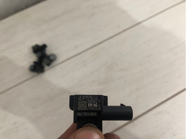 1EA959651 VAG Датчик удара купить в Житомир