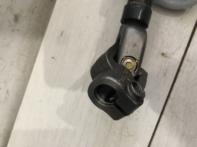 Вал рулевой колонки 56400CV000 HYUNDAI