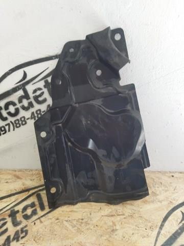 Защита двигателя, левая 648394CL0A NISSAN