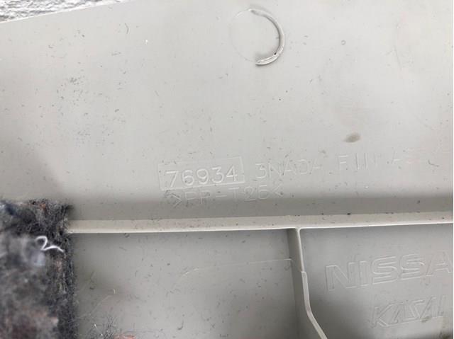 NISSAN 769343NA0A Обшивка стойки кузова внутренняя задняя правая в наличии Украина