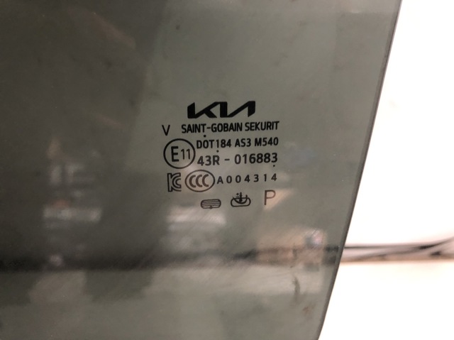 Стекло заднее левое 83410CV020 HYUNDAI