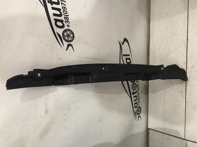 Уплотнитель крыла 84142J9000 HYUNDAI