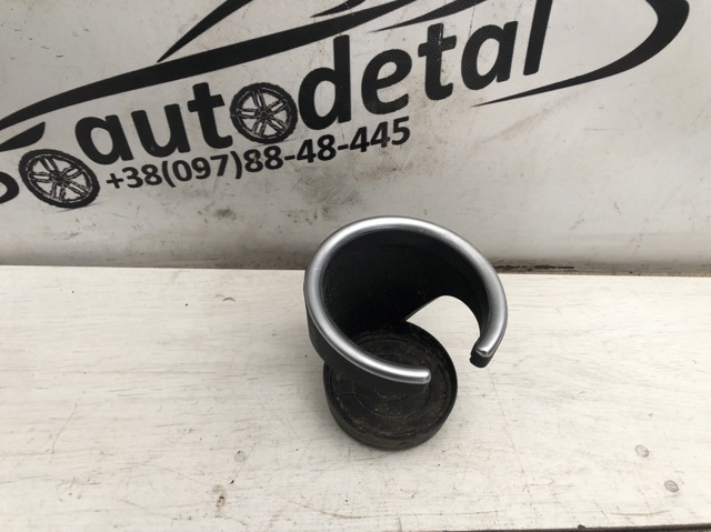 Подстаканник подлокотника центральной консоли 9283147 BMW
