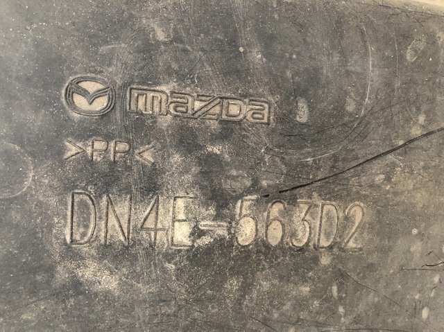 MAZDA DN4E563D2 в наличии Киев