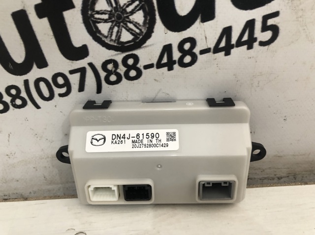 MAZDA DN4J61590 в наличии Ирпень