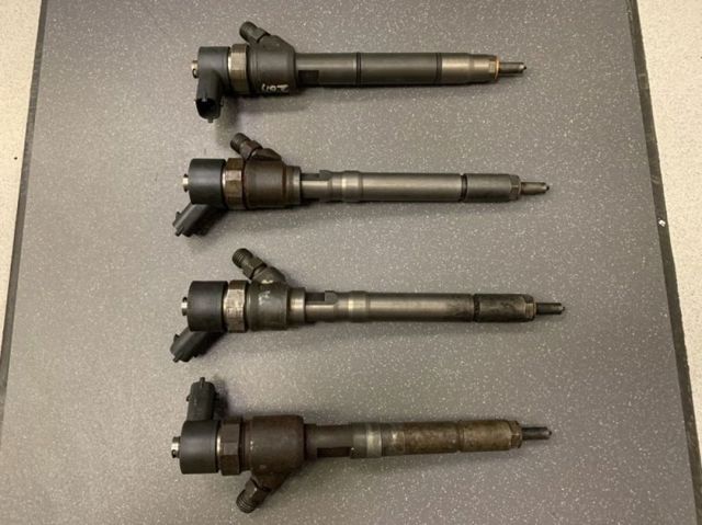 0445110290 BOSCH Топливные форсунки купить в Львов