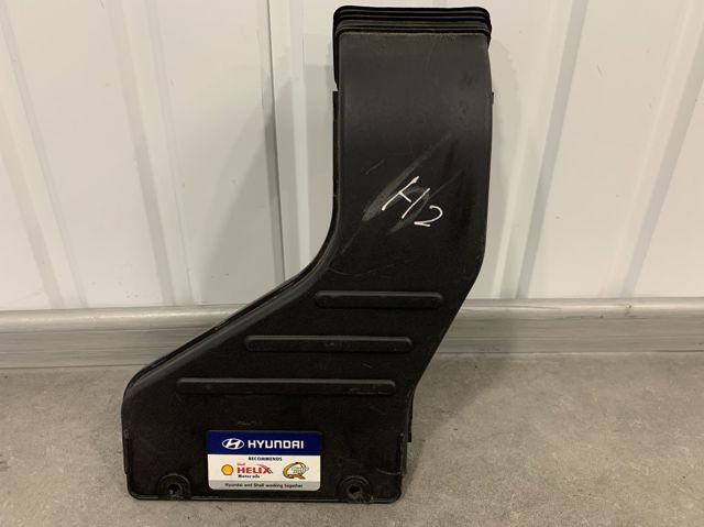Воздухозаборник 282102W300 HYUNDAI