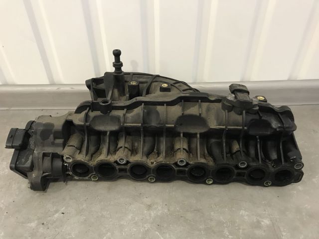 283102F011 HYUNDAI Коллектор впускной купить в Киев