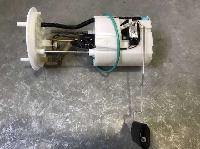 Погружной топливный насос 311102W900 HYUNDAI
