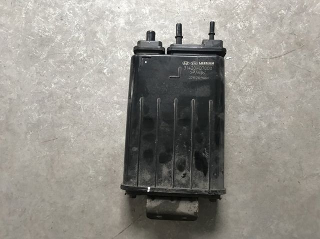 Абсорбер топливных паров 31420D7000 HYUNDAI