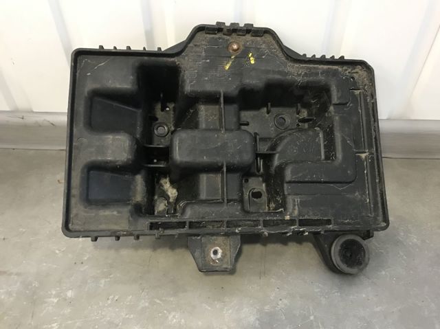 Поддон АКБ 37150D3000 HYUNDAI