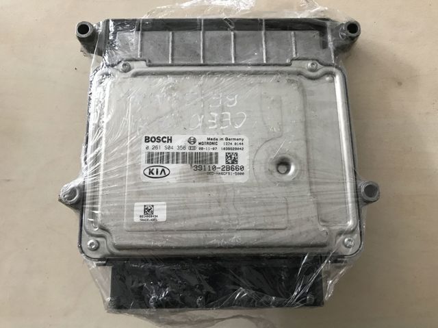 Компьютер двигателя 391102B660 HYUNDAI
