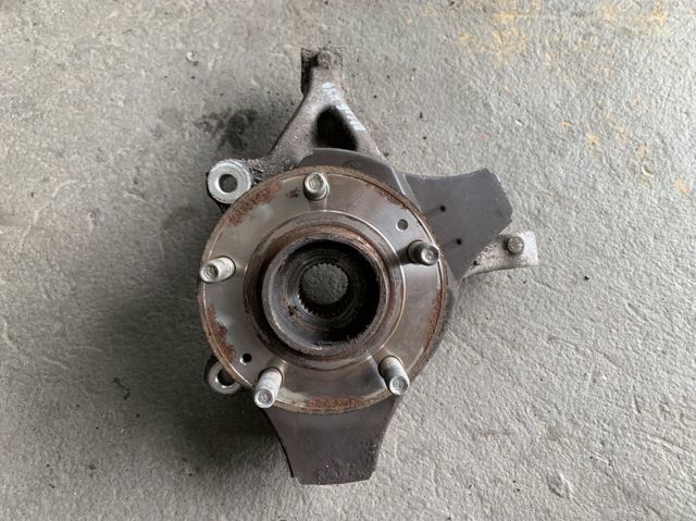 Кулак поворотный передний левый 51710F6000 HYUNDAI