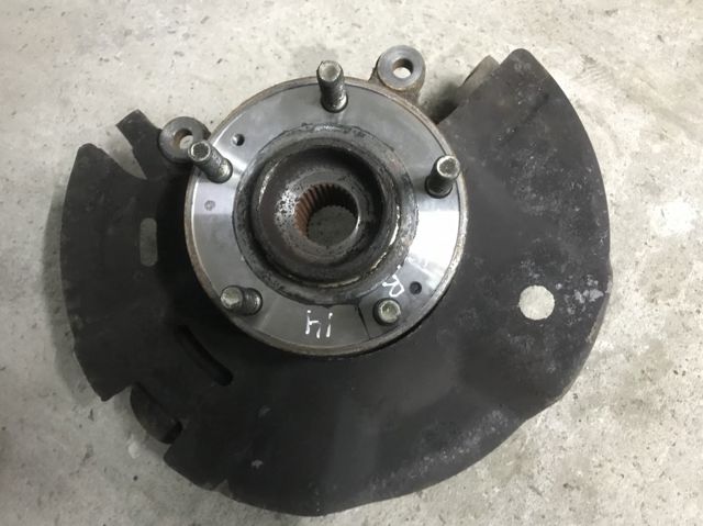 Цапфа передняя правая 517162P500 HYUNDAI
