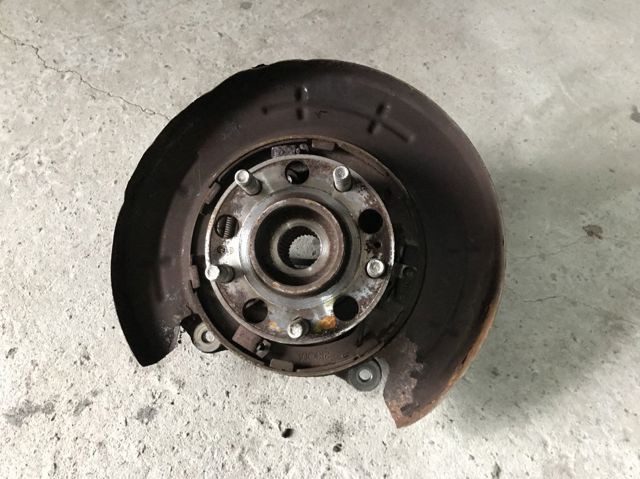 Цапфа (поворотный кулак) задний левый 52710C5200 HYUNDAI