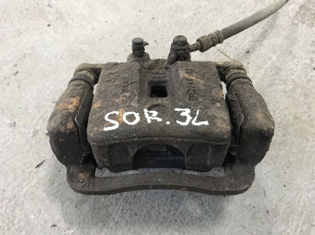 Задний левый суппорт 582102P700 HYUNDAI