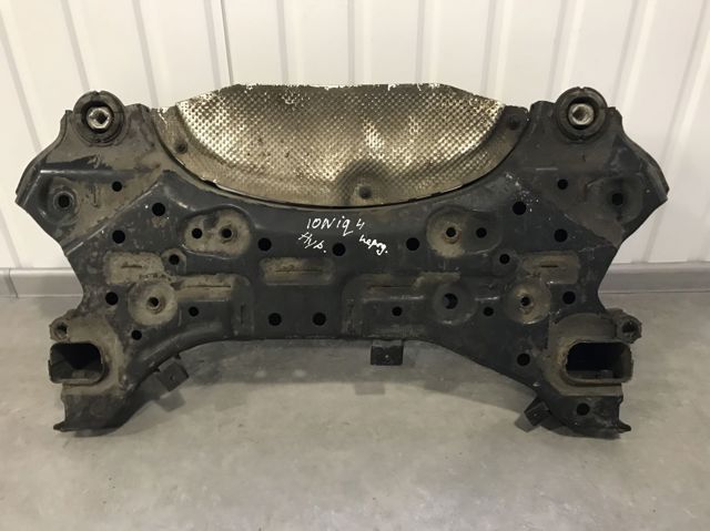 Поперечина передней подвески 62405G2100 HYUNDAI