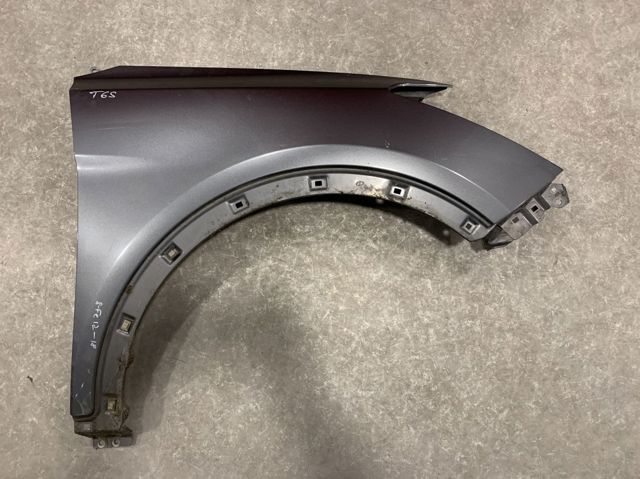 Боковая часть передняя правая 663204Z000 HYUNDAI