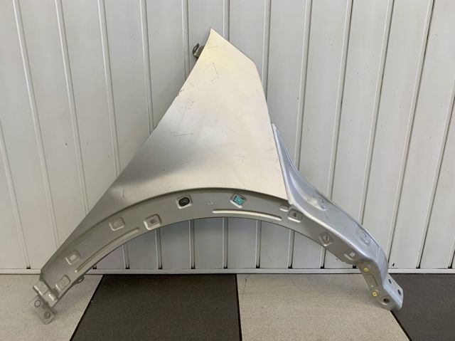 Боковая часть передняя правая 66321GI000 HYUNDAI