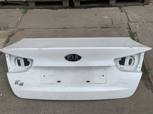Крышка багажника 692002T500 HYUNDAI