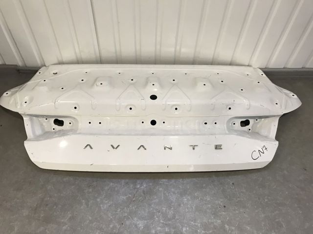 69200AA010 Крышка багажника купить Черновцы
