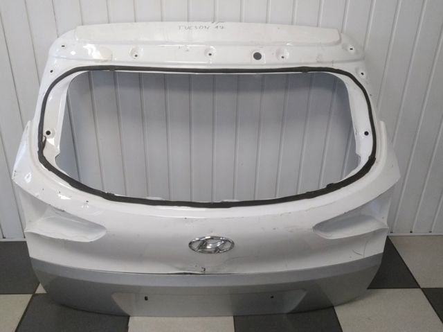 Задняя ляда 73700D3040 HYUNDAI