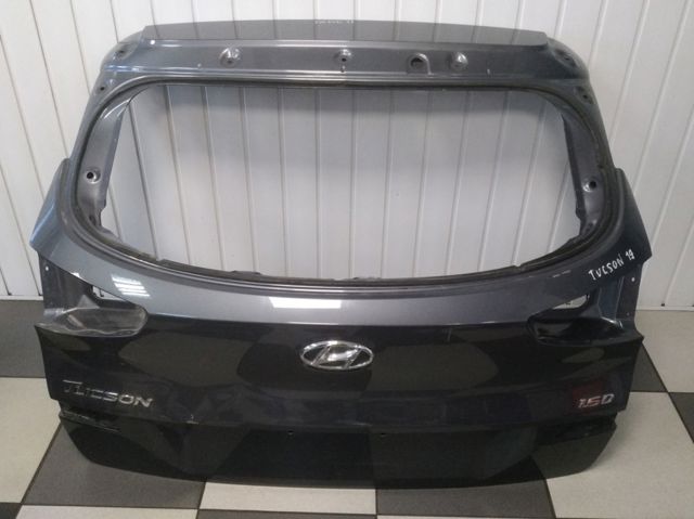 Дверь задняя багажная 73700D7500 HYUNDAI