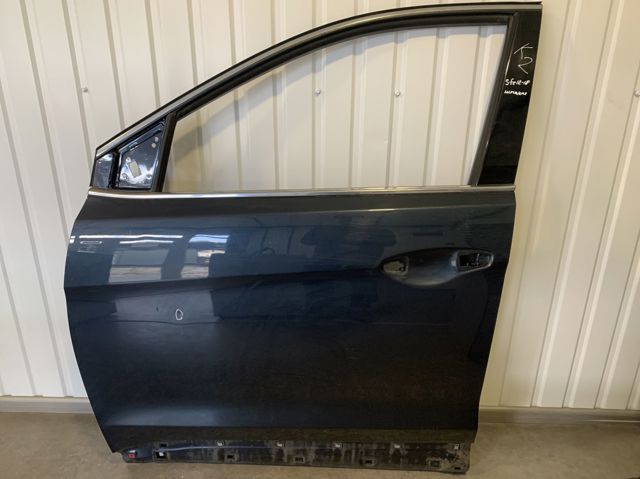Передняя левая дверь 760032W010 HYUNDAI