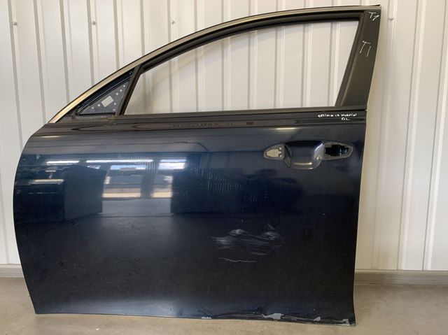 Водительская дверь 76003D4000 HYUNDAI