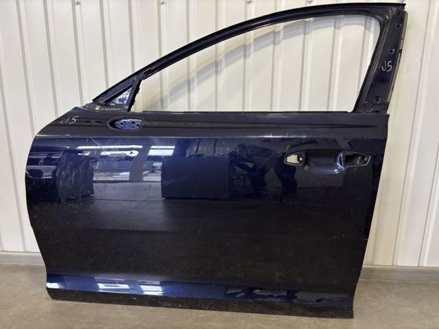 Водительская дверь 76003J5000 HYUNDAI