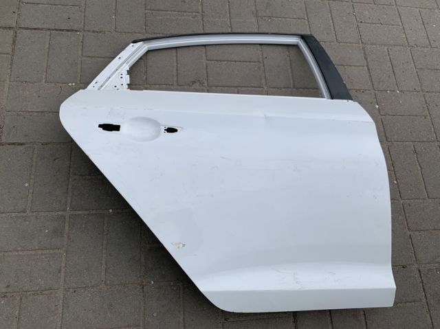 HYUNDAI 77004C1000 Дверь задняя правая в наличии Тернополь