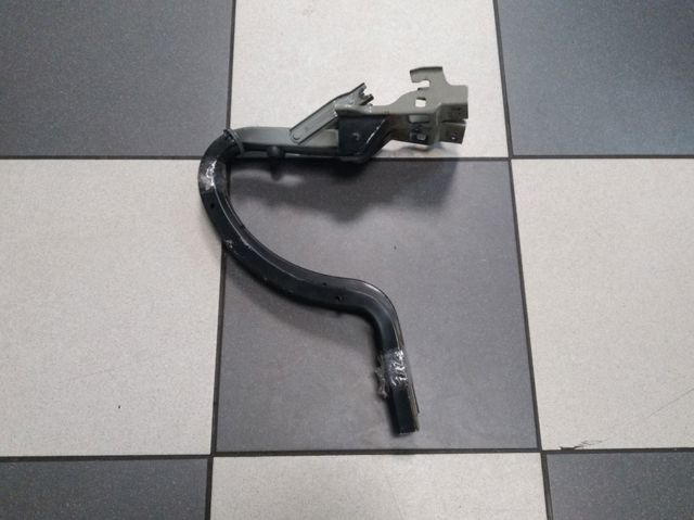 79210C1000 Петля крышки багажника купить Павлоград