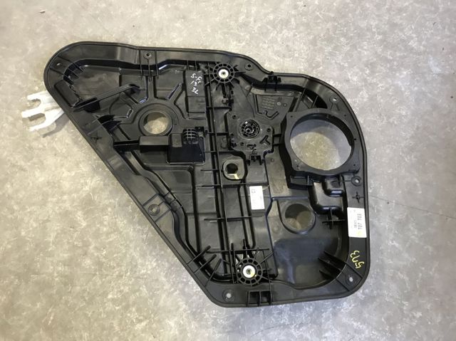 Стеклоподъемник задней левой двери 834712W000 HYUNDAI