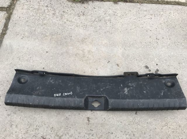 Накладка задней панели багажника 85770L0000NNB HYUNDAI