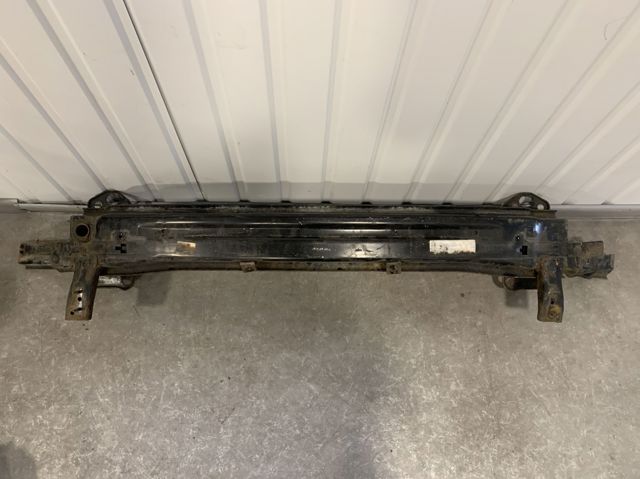 Усилитель переднего бампера  865302W100 HYUNDAI