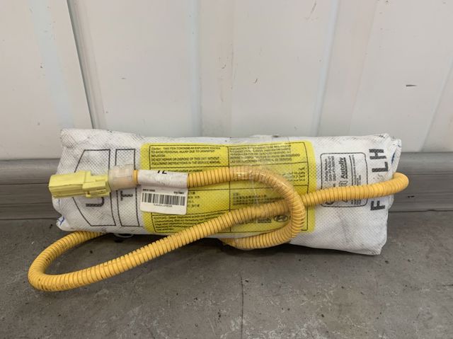Подушка сиденья водителя (и переднего сиденья) 88910D3000 HYUNDAI