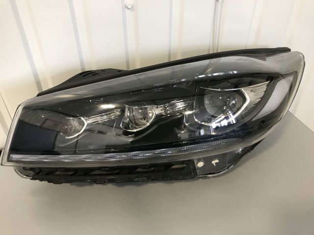 Фара дальнего света в сборе 92101C5600 HYUNDAI