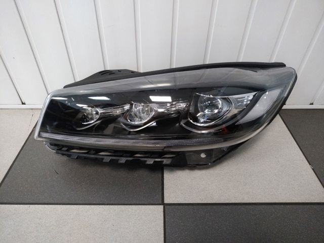 Фара левая 92101C5620 HYUNDAI