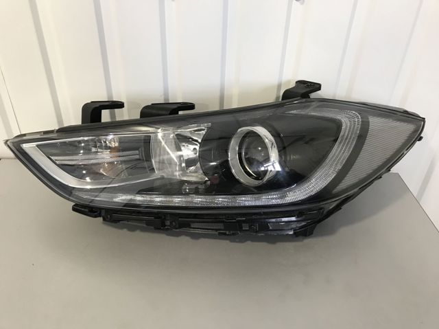 92101F2100 HYUNDAI Левая фара купить в Тернополь