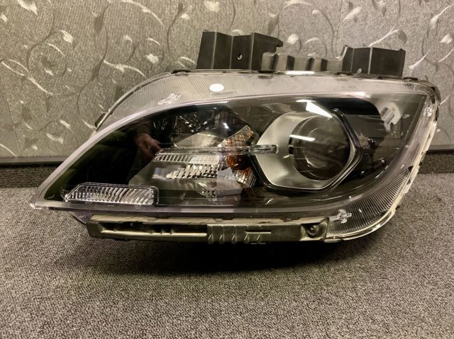 Фара левая передняя 92101J9500 HYUNDAI