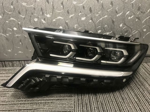 92101P2120 HYUNDAI Левая фара купить в Каменское