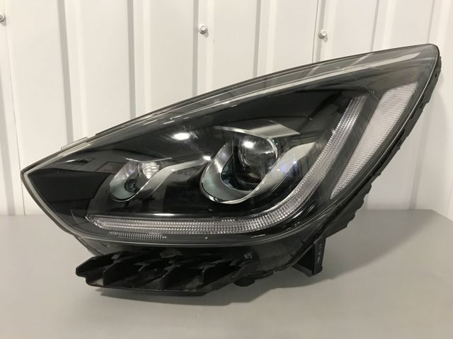Фара дальнего света в сборе 92101Q4200 HYUNDAI