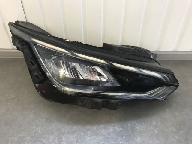 Фара комбинированная, передняя 92102CV000 HYUNDAI